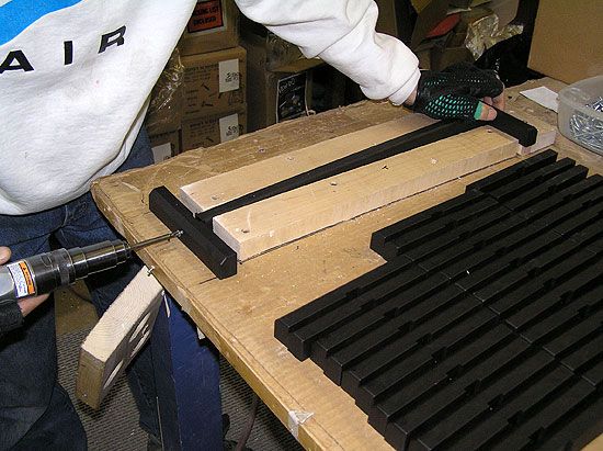 promo/Hand-assembley-7.jpg